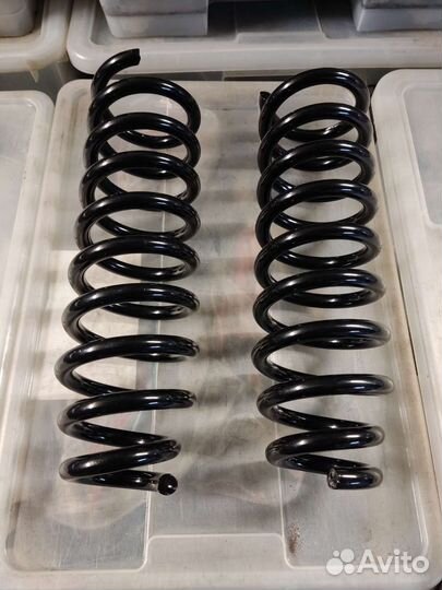 Пружины передние VW Туарег Audi Q7 Каен