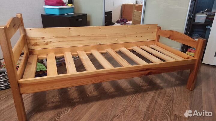 Детская кровать 140*70