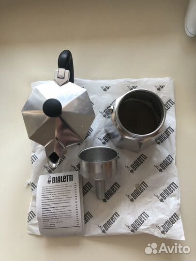 Гейзерная кофеварка Bialetti mokka express 6 чашек