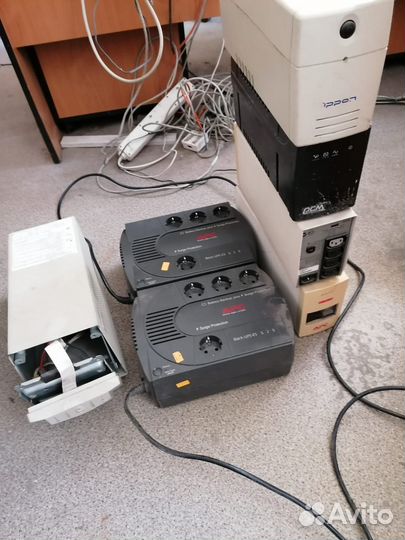 Источник бесперебойного питания apc