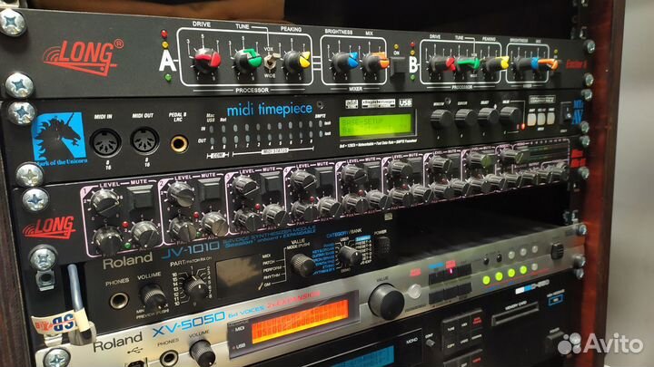 Звуковой модуль Roland JV1010