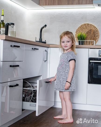 Кухонные гарнитуры. Кухня в студию