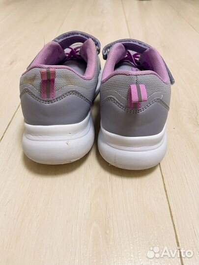 Кроссовки для девочки 34 размер