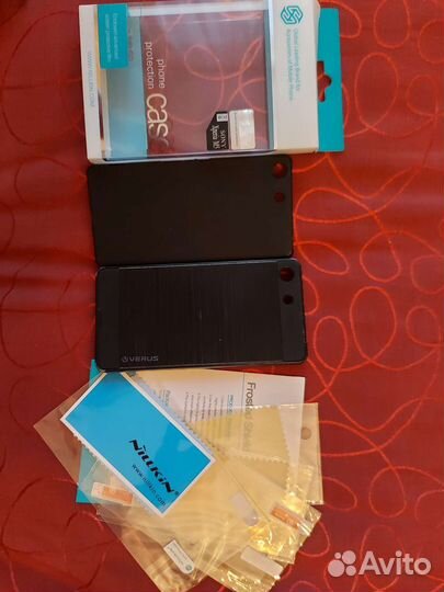 Бампера и стекло для мобильного Sony Xperia M5