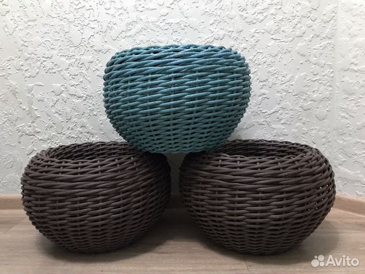 Кашпо из искусственного ротанга