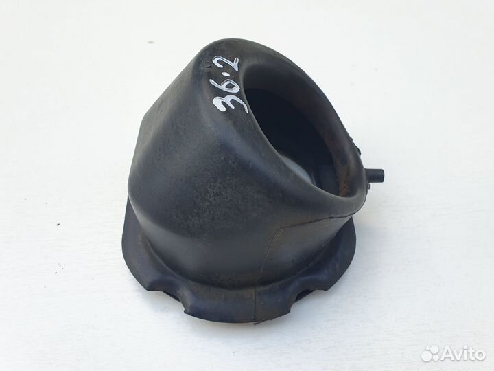 Кожух горловины бака BMW e36
