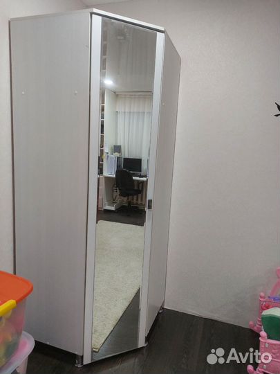 Угловой шкаф бу