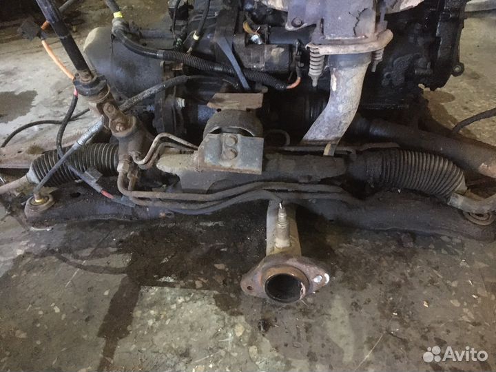 Рулевая рейка вольво 440 с г/у