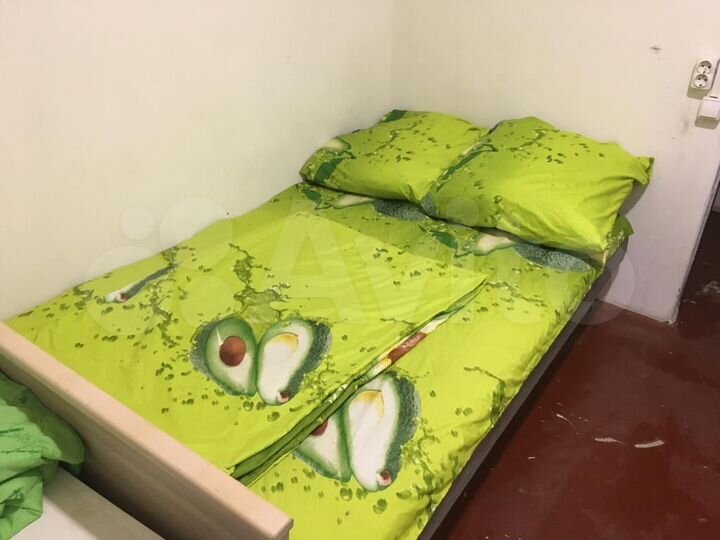 Комната 20 м² в 5-к., 1/5 эт.