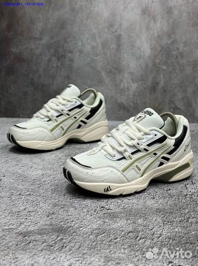 Кроссовки Asics женские