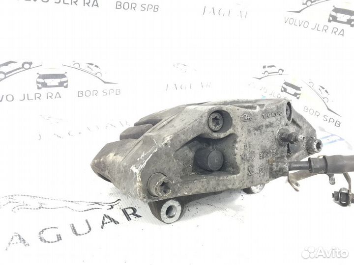 Суппорт тормозной передний правый Volvo XC90