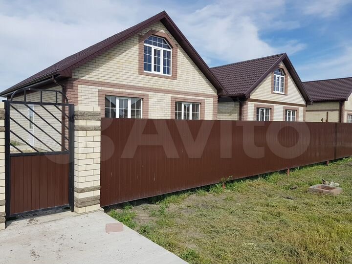 Дом 140 м² на участке 8 сот.