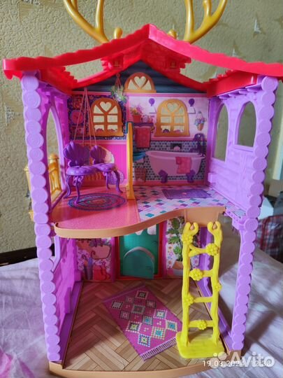 Домик кукольный
