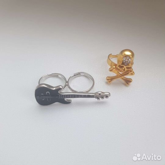 Бижутерия в ассортименте