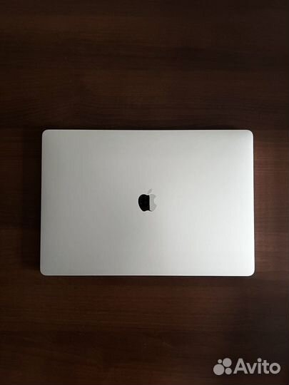 Apple macbook pro 16 2019 i7 16gb/512