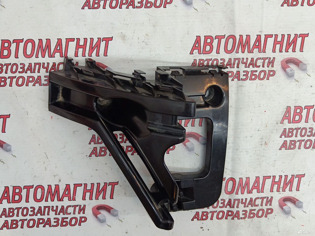 Кронштейн заднего бампера левый Voyah Free