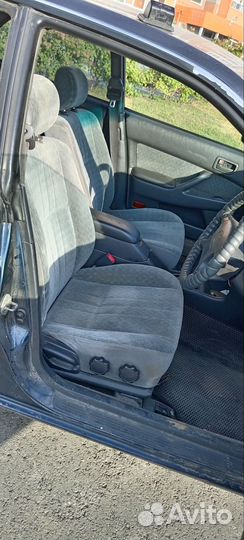 Toyota Vista 2.0 AT, 1995, 10 000 км