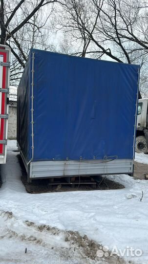 Тентованный фургон