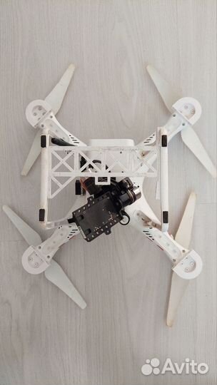 Квадрокопте DJI Phantom 2