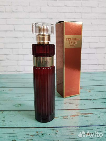 Парфюмерная вода avon Premiere Luxe Oud for Her