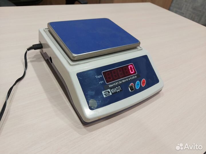Настольные фасовочные весы Мидл до 1,5кг б/у