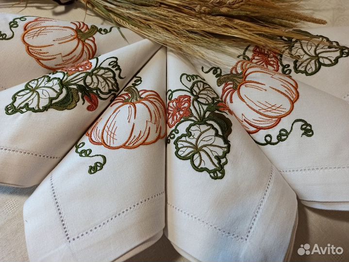 Салфетки для сервировки с вышивкой