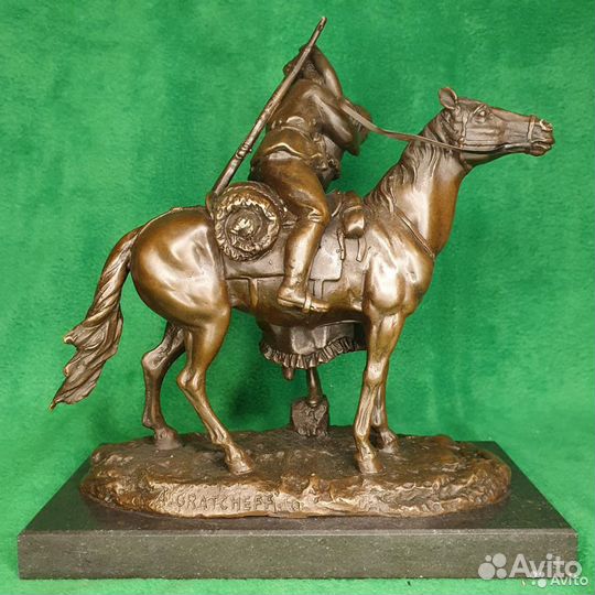 Бронзовая скульптура Прощание казака с казачкой