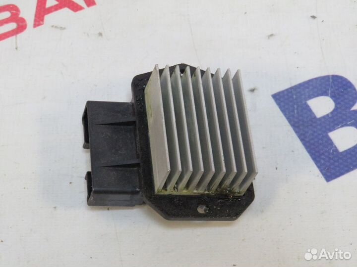 Реостат печки toyota wish ZNE10G