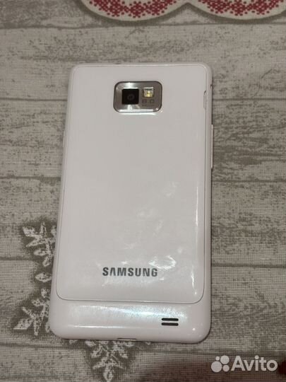 Samsung Galaxy S II GT-I9100, 16 ГБ