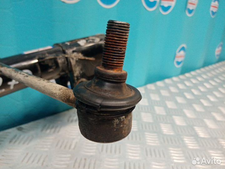 Амортизатор правый Lexus Rx270 Rx350 Rx450H AGL10