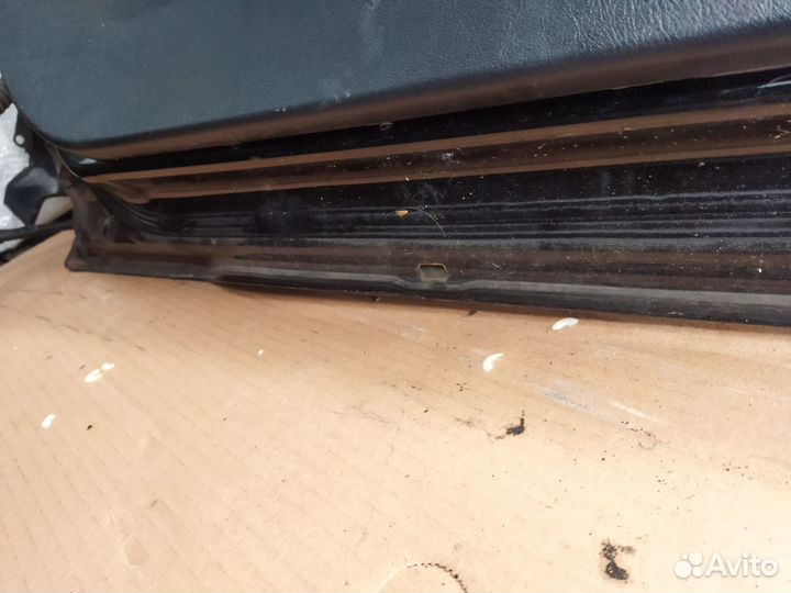 Пинин заднея дверь pajero pinin