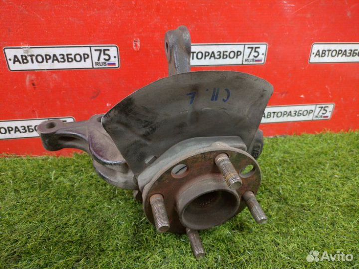 Ступица передняя левая Nissan Tiida Latio SNC11