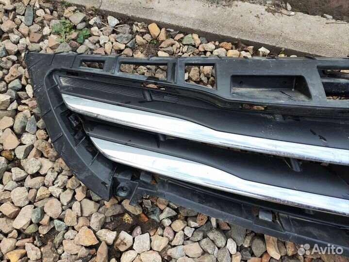 Решетка радиатора Hyundai Solaris 1 2014-2017