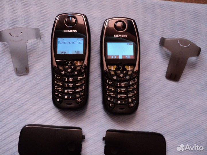 Gigaset SL-100 color две штуки