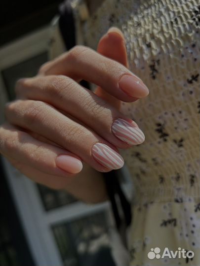Маникюр педикюр