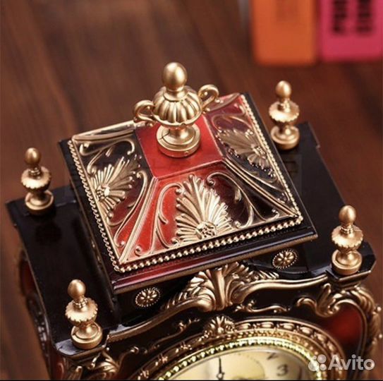 Ретро часы настольные красный/золото