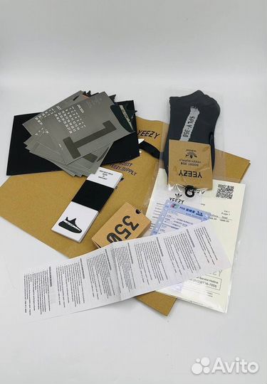 Кроссовки adidas yeezy boost 350v2