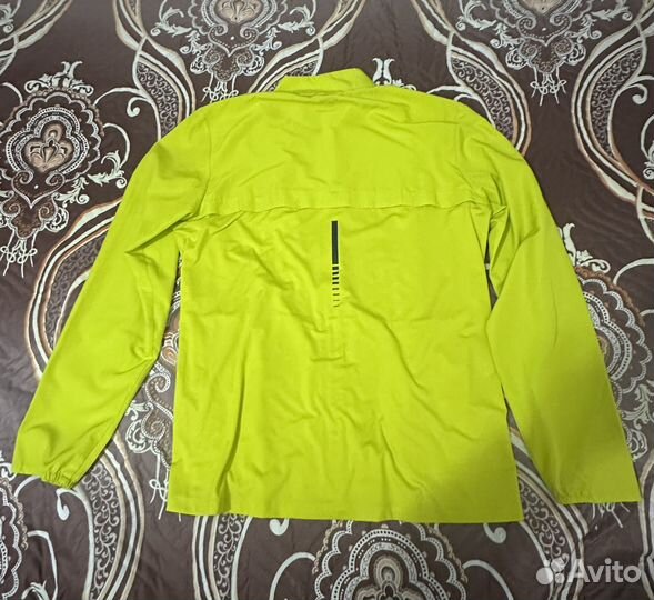 Ветровка asics