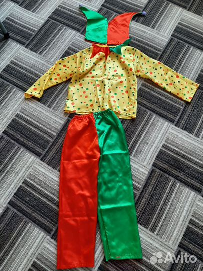 Новогодний костюм скомороха