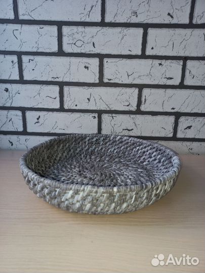 Корзинка плетенная