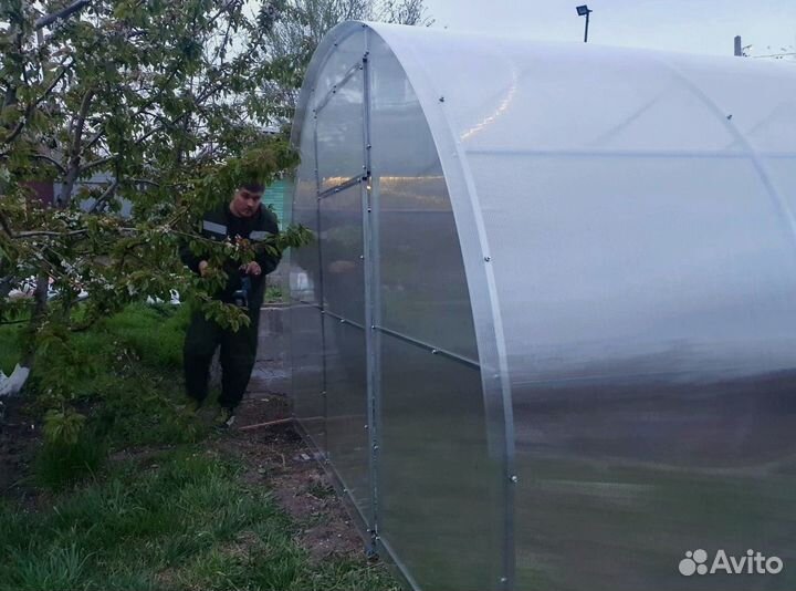 Теплица из поликарбоната