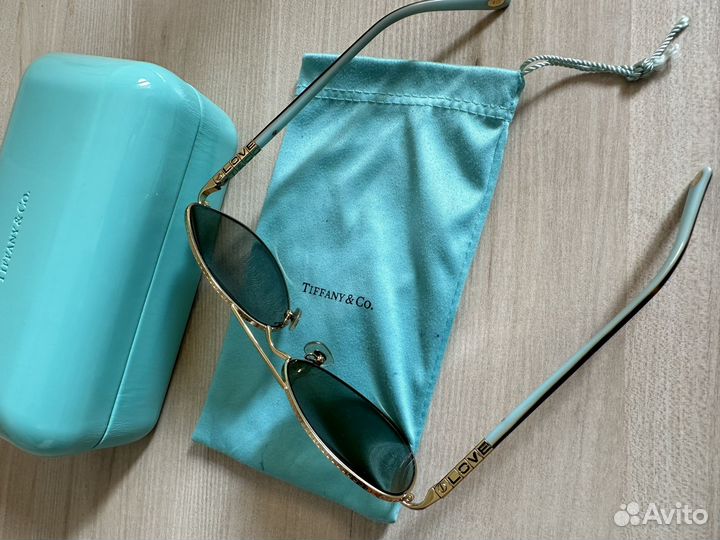 Солнцезащитные очки Tiffany