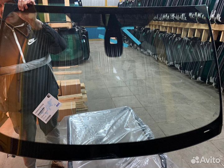 Лобовое стекло Форд Мондео