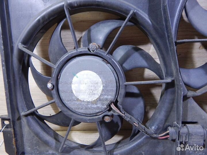 Вентилятор радиатора Vw Passat B6