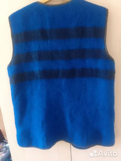 Жилетка из верблюжьего одеяла 48