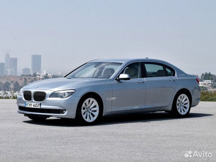 Стекло лобовое BMW 7