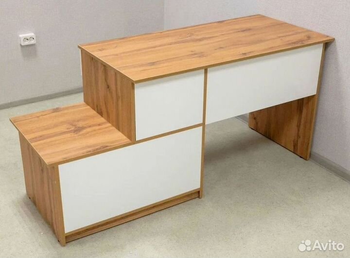 Под заказ Стол с брифингом / брифом Гико Оникс