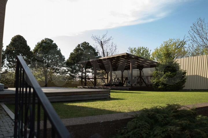 Дом 287 м² на участке 30 сот.