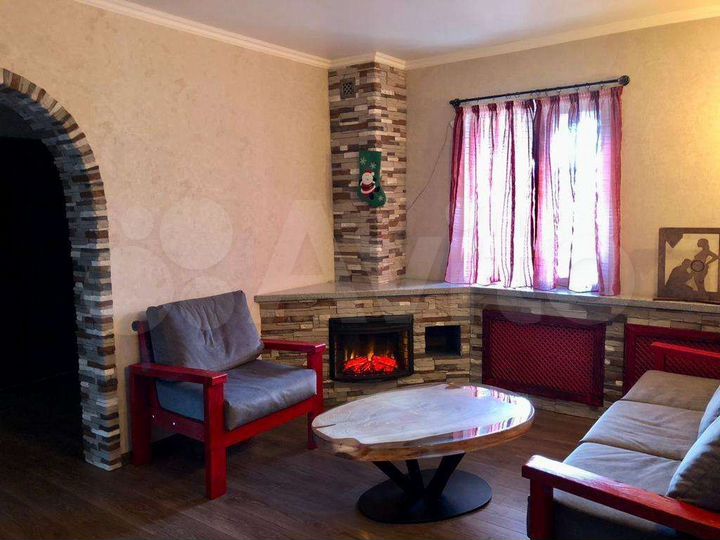 Дом 188 м² на участке 25 сот.