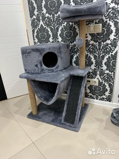 Домик для кошки с когтеточкой и лежаком